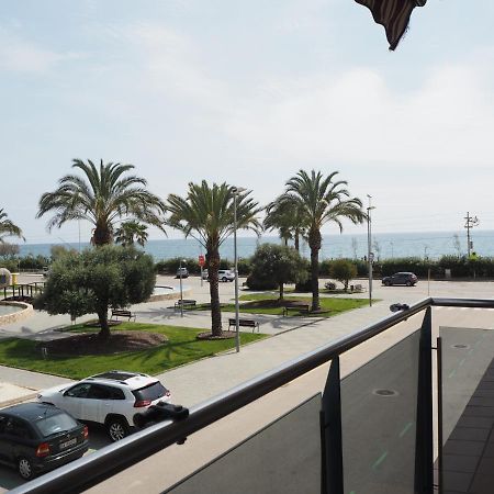 Ninfa Apartamento Con Balcon Ideal Familias Con Vistas Al Mar Pineda de Mar Luaran gambar