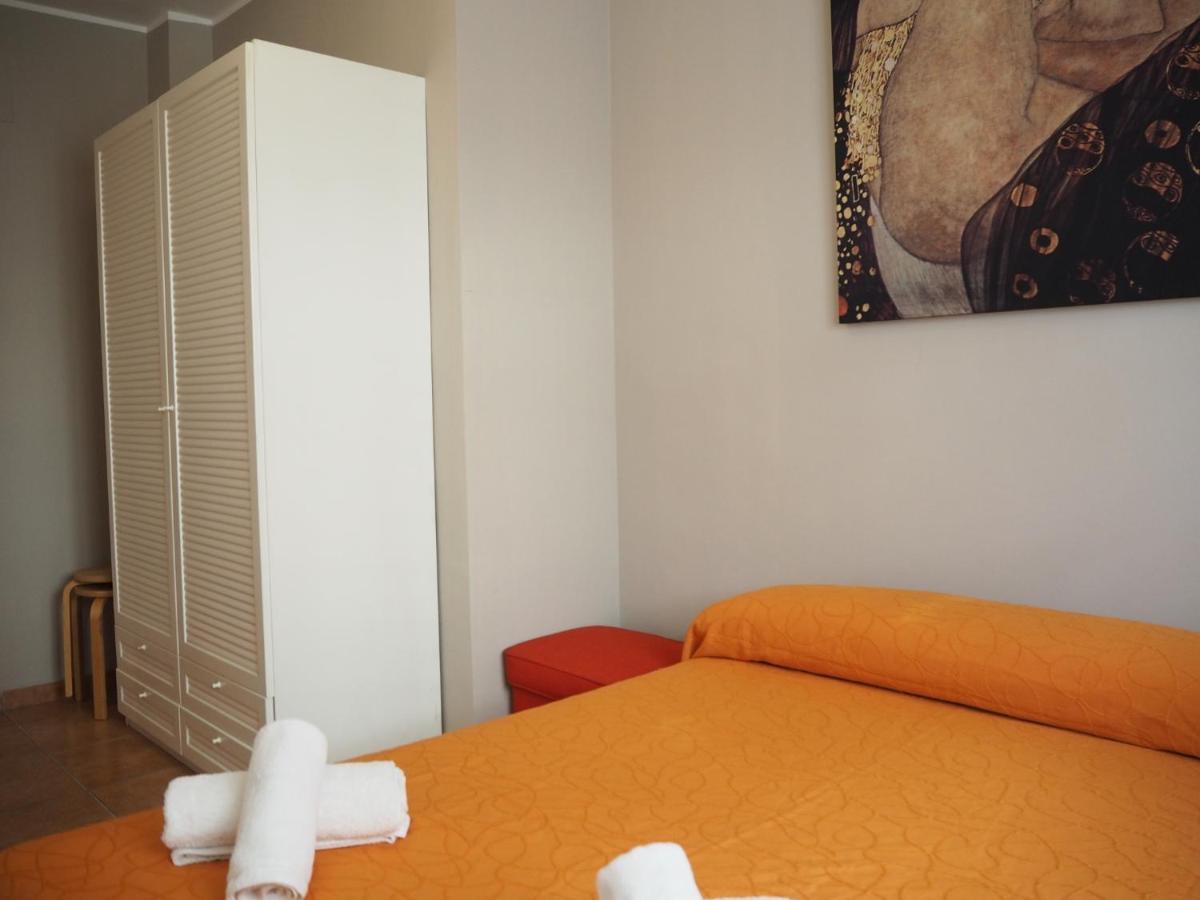 Ninfa Apartamento Con Balcon Ideal Familias Con Vistas Al Mar Pineda de Mar Luaran gambar